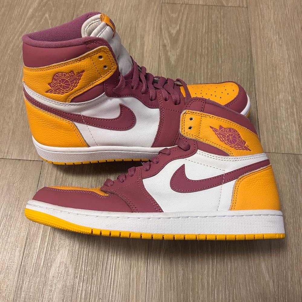 Jordan 1 Retro High OG
Brotherhood (GS)